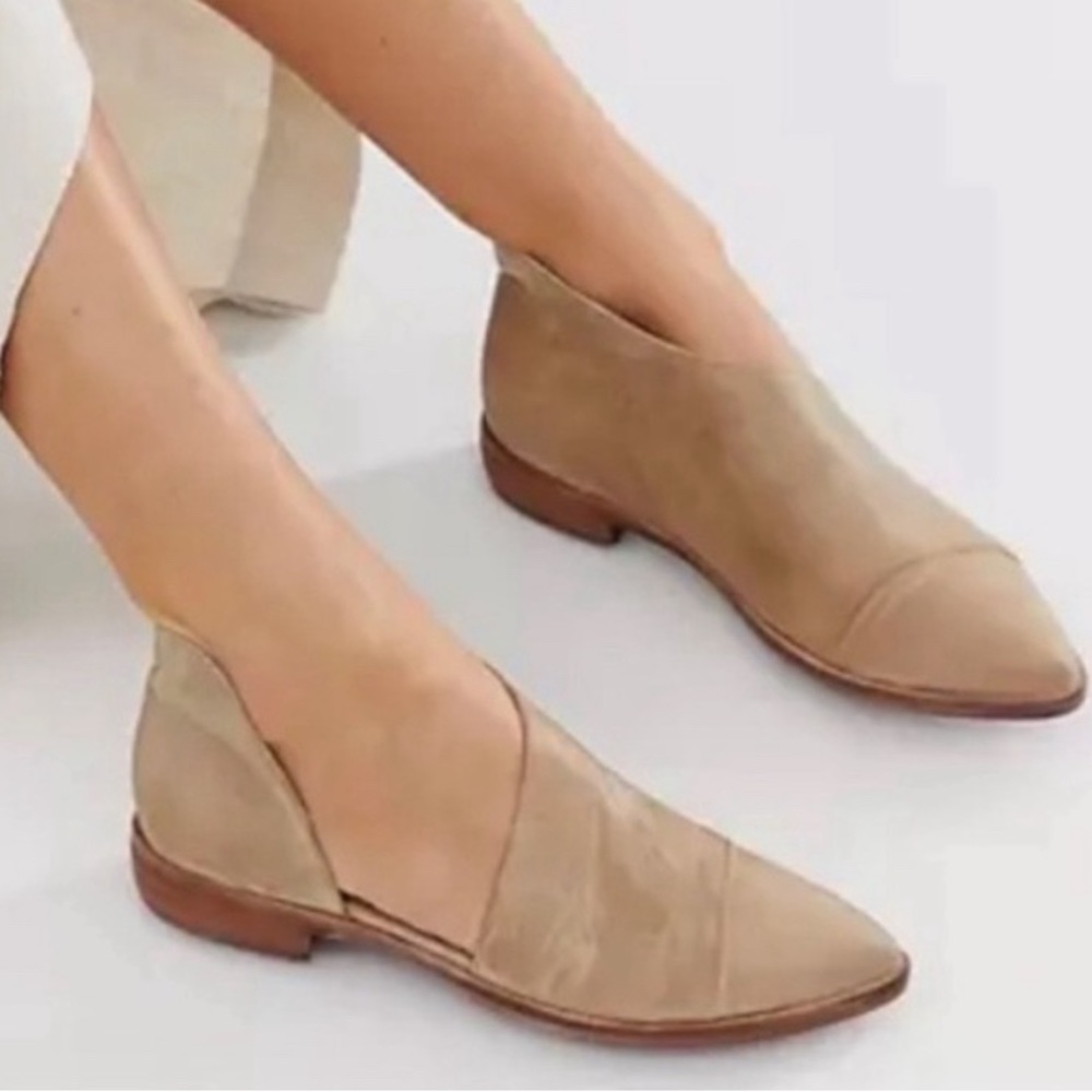 Women's Taupe Suede Pointed Toe Slip-On Flats
